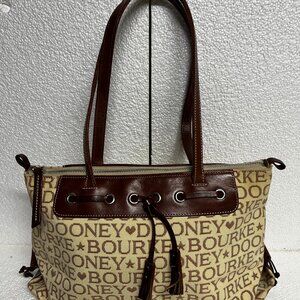 Vintage Dooney & Bourke hearts and stars logo Canvase Shoulder Bag‎ P01